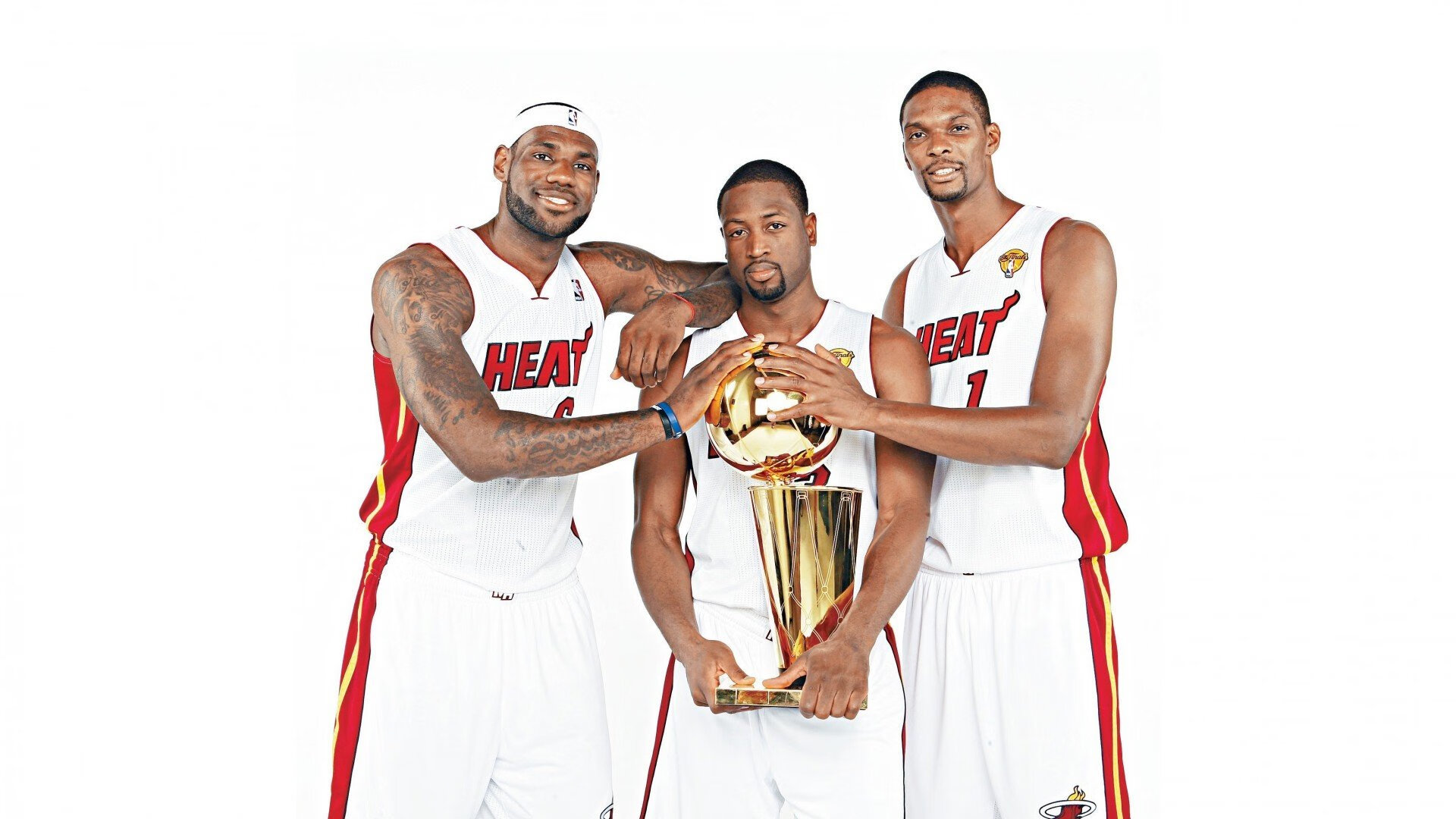 _极光下的骑行之旅:追随色彩的速度美学_,看极光旅行